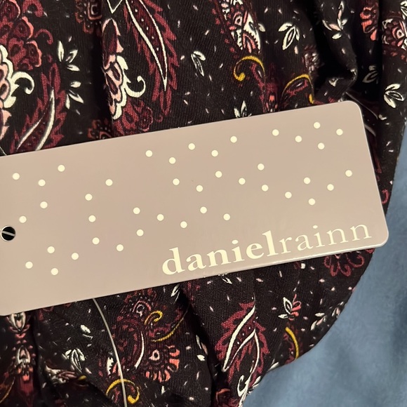 Top - Picture 7 of 9